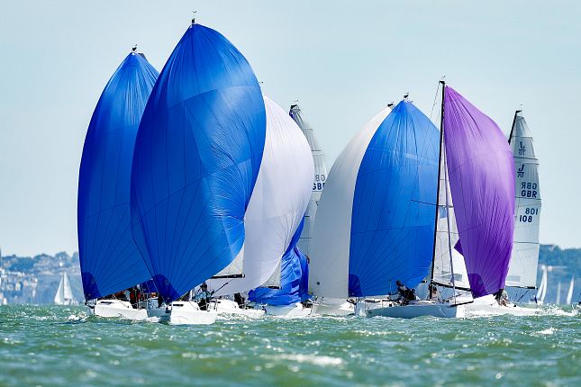 Cowes Week: Jelvis wins J/70 short series
