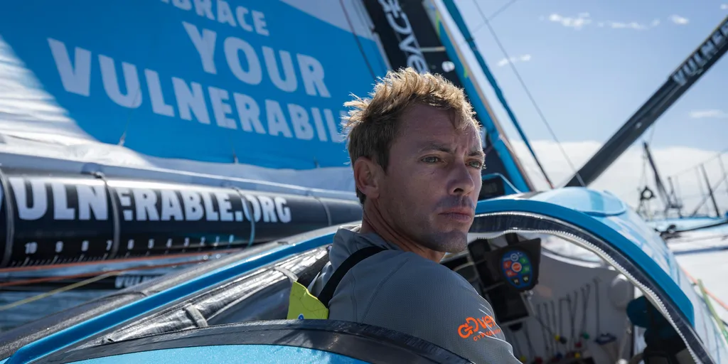 Thomas Ruyant takes over the Vendee Globe lead