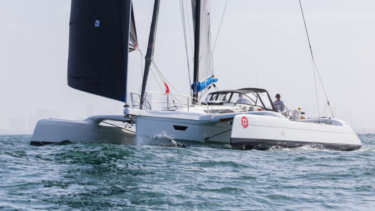 Aramex Dubai to Muscat Race: Tan 3 breaks clear as double-handed crews shine on Day 3