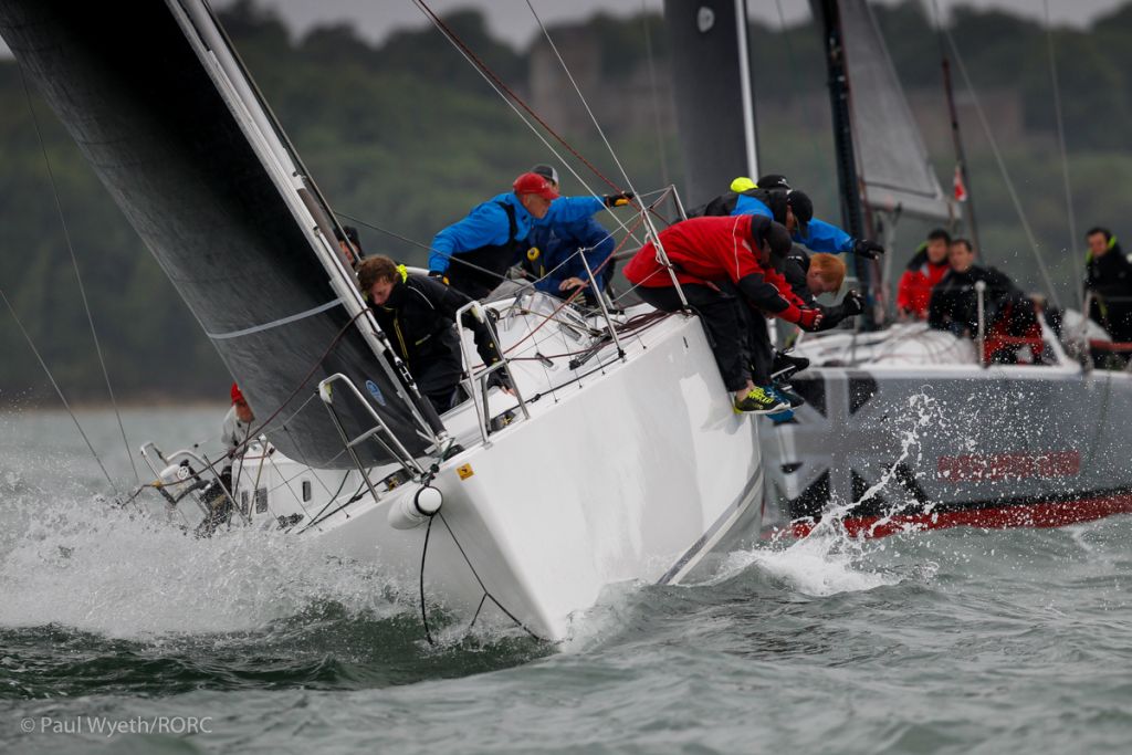 R&#xE1;n, Black Dog and Yes! lead after three IRC National Championship races