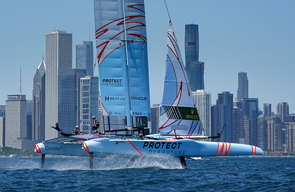 Racing commences with purpose for Great Britain SailGP in Chicago heat